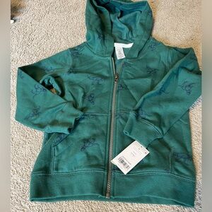 Carters boys zip up NWT Size 4t